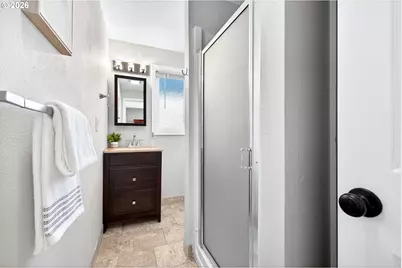 2116 NE 142nd Ave, Portland, OR 97230 - Photo 22