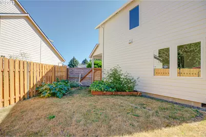 1495 NE Zachary St, Hillsboro, OR 97124 - Photo 44