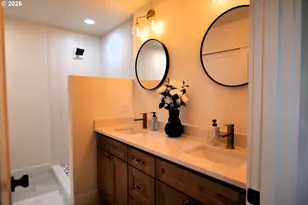 5682 SE Byron Ct, Milwaukie, OR 97267 - Photo 8