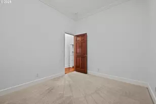 604 SW Arboretum Cir, Portland, OR 97221 - Photo 32