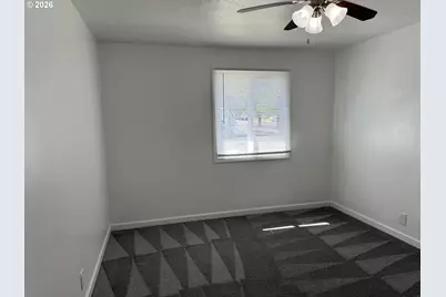 970 W 10th Ave, Junction City, OR 97448 - Photo 10