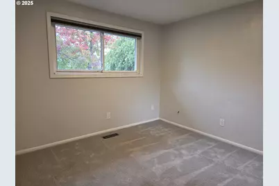 3512 SE Harlow Ct, Troutdale, OR 97060 - Photo 12