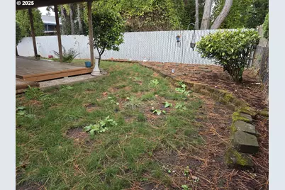 3512 SE Harlow Ct, Troutdale, OR 97060 - Photo 16