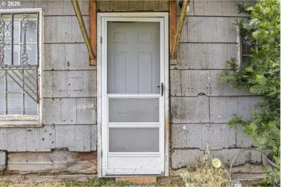 215 E 2nd Ave, Riddle, OR 97469 - Photo 34