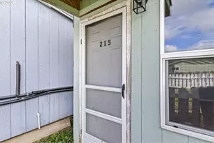 215 E 2nd Ave, Riddle, OR 97469 - Photo 30