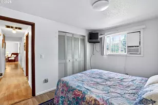 3218 West Pl, Hubbard, OR 97032 - Photo 10