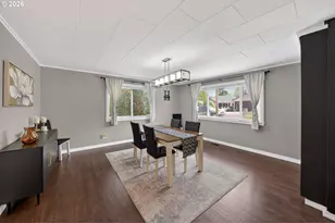 488 W Broccoli St, Roseburg, OR 97471 - Photo 8