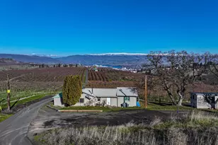 3699 Skyline Rd, The Dalles, OR 97058 - Photo 2