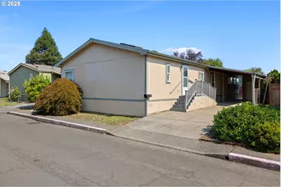 1949 SE Palmquist Rd #121, Gresham, OR 97080 - Photo 1