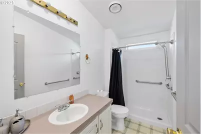 1949 SE Palmquist Rd #121, Gresham, OR 97080 - Photo 24