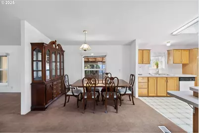 1949 SE Palmquist Rd #121, Gresham, OR 97080 - Photo 12