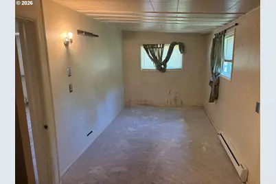 1726 W 9th Pl, Eugene, OR 97402 - Photo 12