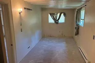 1726 W 9th Pl, Eugene, OR 97402 - Photo 12