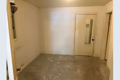 1726 W 9th Pl, Eugene, OR 97402 - Photo 14