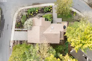 10002 SW Balmer Cir, Portland, OR 97219 - Photo 42