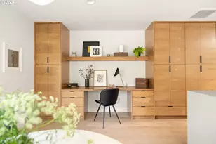 10002 SW Balmer Cir, Portland, OR 97219 - Photo 20