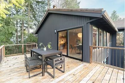 10002 SW Balmer Cir, Portland, OR 97219 - Photo 22