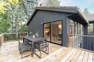 10002 SW Balmer Cir, Portland, OR 97219 - Photo 22