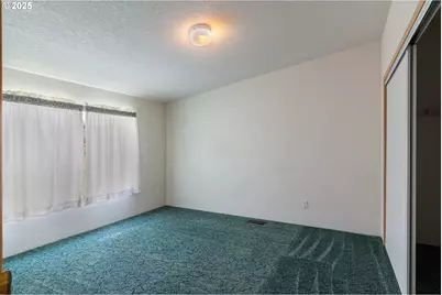 30683 Spring Ct, Hermiston, OR 97838 - Photo 14