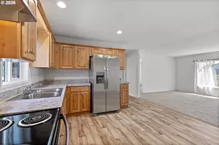 3831 Pacific Ave, Forest Grove, OR 97116 - Photo 8