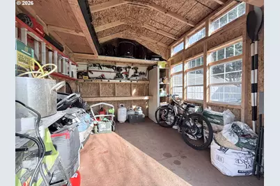 370 N Wall St, Coos Bay, OR 97420 - Photo 34