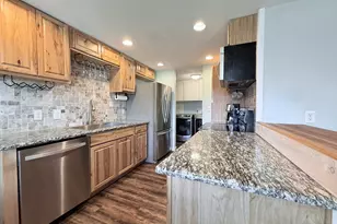 370 N Wall St, Coos Bay, OR 97420 - Photo 12