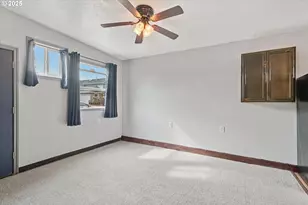 1751 SE 162nd Ave, Portland, OR 97233 - Photo 26