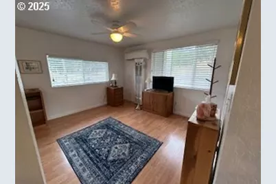 524 Azalea Dr, Elkton, OR 97436 - Photo 36