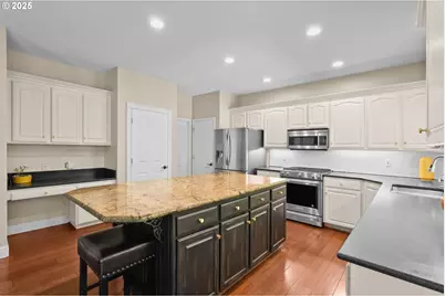 19130 SW 51st Ave, Tualatin, OR 97062 - Photo 18