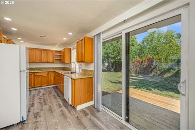 2027 Ohio St, Eugene, OR 97402 - Photo 6