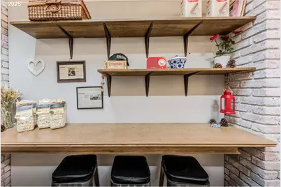 Curbside Kitchen, Silverton, OR 97381 - Photo 6