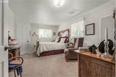 4370 Eagle Crest Rd, Salem, OR 97304 - Photo 8