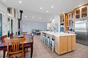 683 Oak St, Springfield, OR 97477 - Photo 18