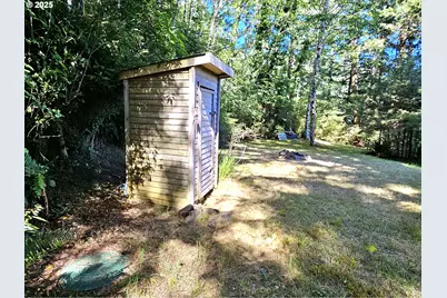 26665 Sebastian Ln, Gold Beach, OR 97444 - Photo 6