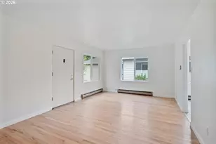 1034 16th Ave, Longview, WA 98632 - Photo 8