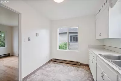 1034 16th Ave, Longview, WA 98632 - Photo 12