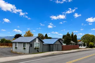 701 Tacoma St, Enterprise, OR 97828 - Photo 2