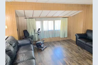 2150 Laura St #44, Springfield, OR 97477 - Photo 8