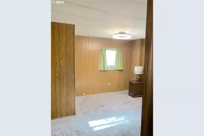 2150 Laura St #44, Springfield, OR 97477 - Photo 28