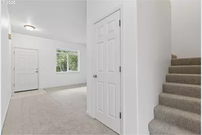 2718 NW 117th Cir, Vancouver, WA 98685 - Photo 8