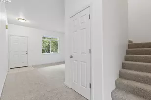 2718 NW 117th Cir, Vancouver, WA 98685 - Photo 8