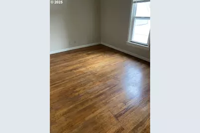 4320 SE Hawthorne Blvd, Portland, OR 97215 - Photo 6