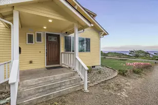 95631 S Hwy 101, Yachats, OR 97498 - Photo 16