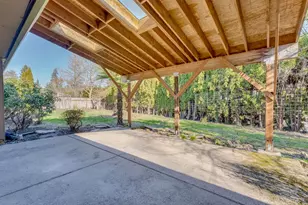 912 NW Oakwood Cir, McMinnville, OR 97128 - Photo 30