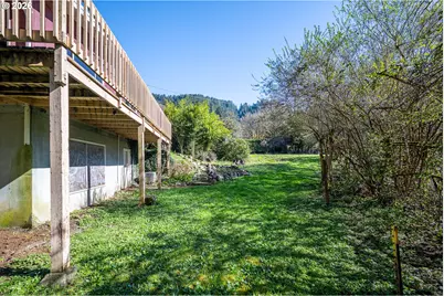 11736 Orchard Ave, Mapleton, OR 97453 - Photo 34