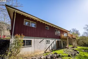 11736 Orchard Ave, Mapleton, OR 97453 - Photo 32