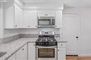 14885 SW Heidi Ct, Tigard, OR 97224 - Photo 8