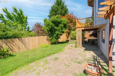 642 E Pioneer Loop, La Center, WA 98629 - Photo 46