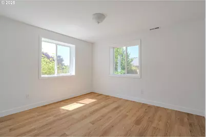 642 E Pioneer Loop, La Center, WA 98629 - Photo 38