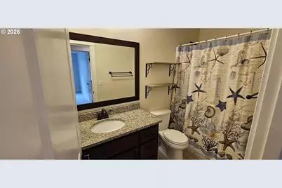 422 Oak Valley Loop, Winchester, OR 97495 - Photo 20